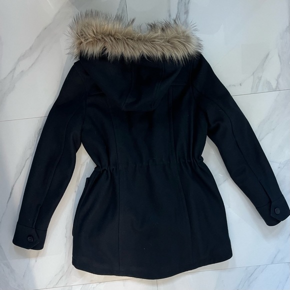 American Eagle Navy Winter Coat - Picture 3 of 4